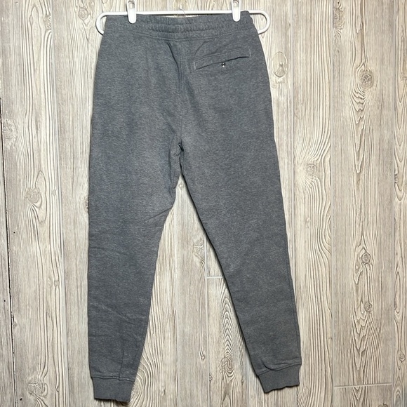 Gymshark Gray Arrival Woven Plain Logo Trouser Joggers Sweatpants Small - Picture 5 of 5